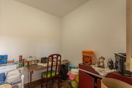 Casa à venda com 410m², 4 quartos e 3 vagasQuarto de Serviço 1