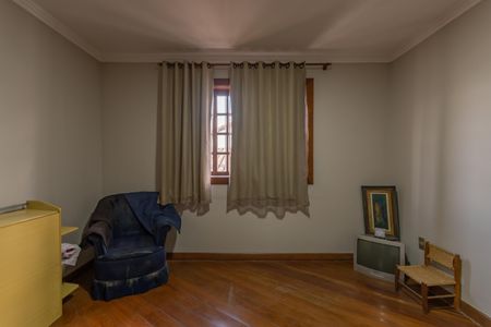 Casa à venda com 410m², 4 quartos e 3 vagasQuarto 1