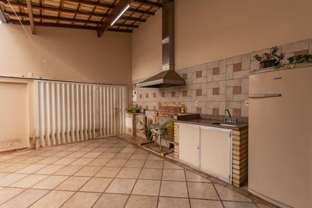 Casa à venda com 410m², 4 quartos e 3 vagasEntrada
