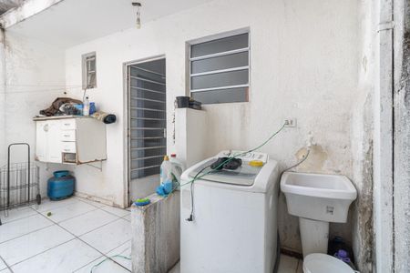 Casa à venda com 179m², 3 quartos e 2 vagas Casa à venda com 179m², 3 quartos e 2 vagasÁrea de Serviço