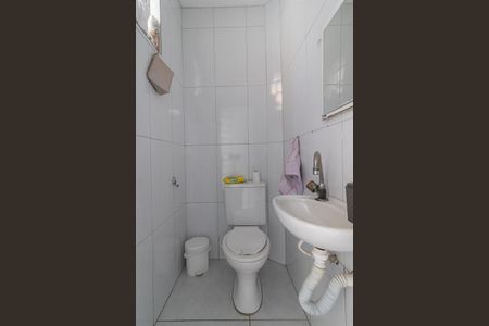 Casa à venda com 179m², 3 quartos e 2 vagas Casa à venda com 179m², 3 quartos e 2 vagasBanheiro de serviço