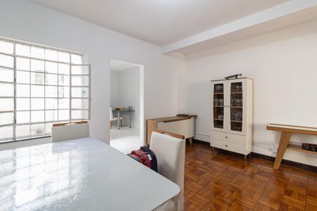 Casa à venda com 179m², 3 quartos e 2 vagas Casa à venda com 179m², 3 quartos e 2 vagasSala de Jantar