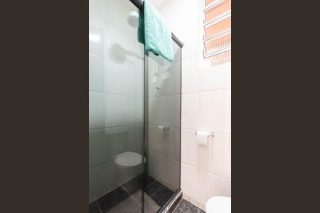 Casa à venda com 200m², 3 quartos e 2 vagas Casa à venda com 200m², 3 quartos e 2 vagasBanheiro de serviço