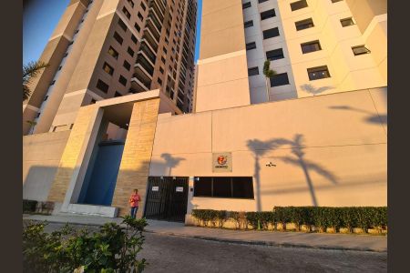 Apartamento para alugar com 49m², 2 quartos e 1 vaga Apartamento para alugar com 49m², 2 quartos e 1 vagaFachada e portaria