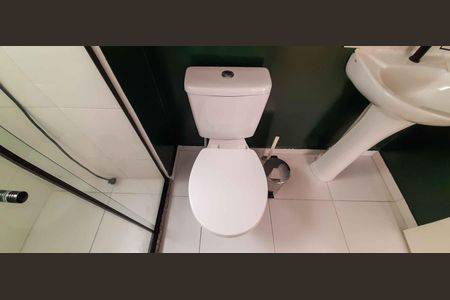 Apartamento para alugar com 49m², 2 quartos e 1 vaga Apartamento para alugar com 49m², 2 quartos e 1 vagaBanheiro