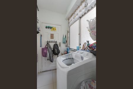 Apartamento à venda com 100m², 2 quartos e 1 vagaÁrea de Serviço