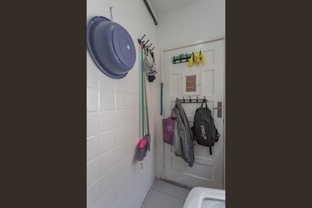 Apartamento à venda com 100m², 2 quartos e 1 vagaÁrea de Serviço