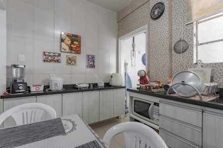 Apartamento à venda com 100m², 2 quartos e 1 vagaCozinha