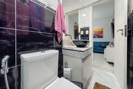 Casa à venda com 174m², 3 quartos e sem vagaBanheiro 2