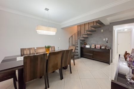 Casa à venda com 174m², 3 quartos e sem vagaSala 