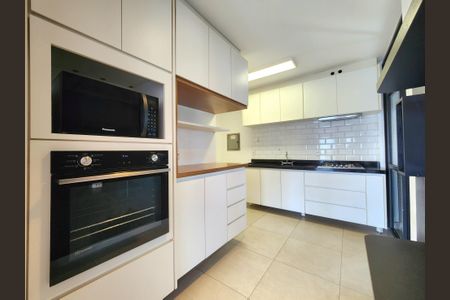 Apartamento à venda com 98m², 3 quartos e 2 vagasCozinha