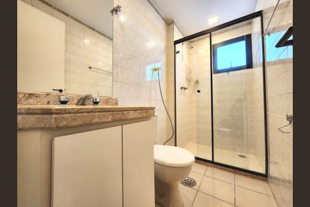 Apartamento à venda com 98m², 3 quartos e 2 vagasBanheiro Social