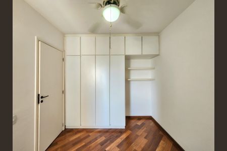 Apartamento à venda com 98m², 3 quartos e 2 vagasQuarto 2