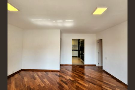 Sala de apartamento para alugar com 3 quartos, 98m² em Indianópolis, São Paulo