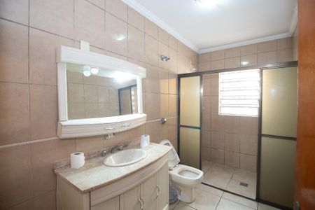 Casa à venda com 300m², 3 quartos e sem vagaBanheiro 2