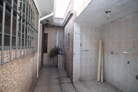 Casa à venda com 300m², 3 quartos e sem vagaÁrea de Serviço