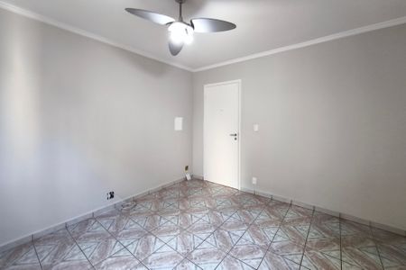 Apartamento à venda com 74m², 3 quartos e 1 vaga Apartamento à venda com 74m², 3 quartos e 1 vagaSala