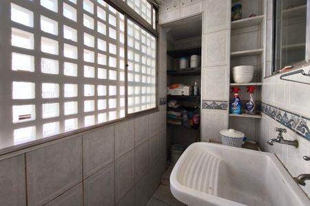 Apartamento à venda com 74m², 3 quartos e 1 vaga Apartamento à venda com 74m², 3 quartos e 1 vagaÁrea de Serviço