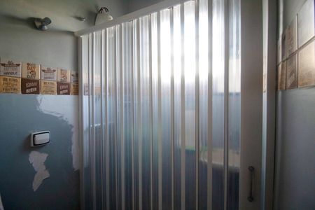 Apartamento para alugar com 85m², 3 quartos e sem vagaBanheiro de Serviço