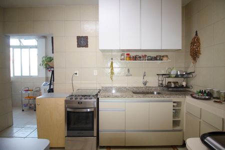 Apartamento para alugar com 85m², 3 quartos e sem vagaCozinha