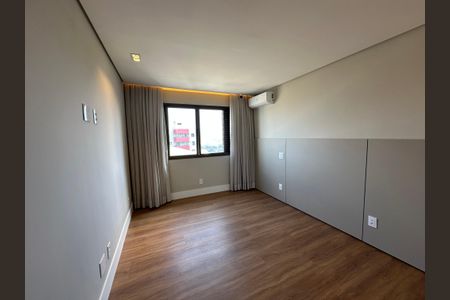 Apartamento à venda com 287m², 3 quartos e 4 vagasSuíte 2
