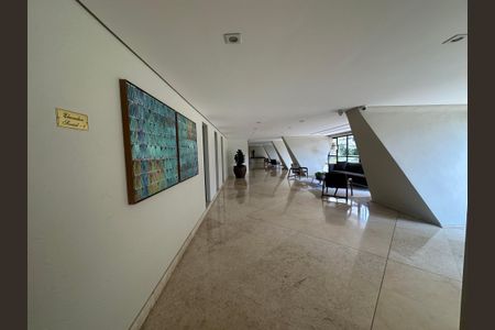 Apartamento à venda com 287m², 3 quartos e 4 vagasÁrea comum