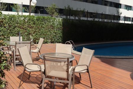 Apartamento à venda com 287m², 3 quartos e 4 vagasÁrea comum - Piscina
