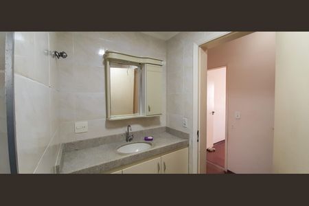 Apartamento à venda com 83m², 3 quartos e 1 vaga Apartamento à venda com 83m², 3 quartos e 1 vagaBanheiro Social