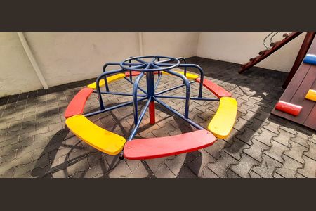 Apartamento à venda com 83m², 3 quartos e 1 vaga Apartamento à venda com 83m², 3 quartos e 1 vagaÁrea comum