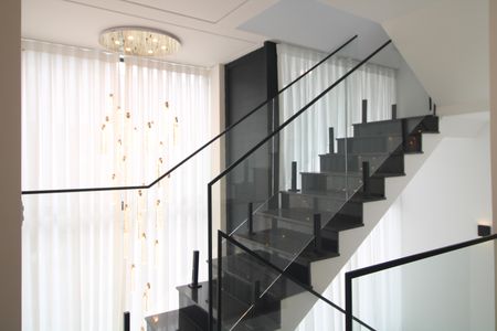 Casa de condomínio para alugar com 460m², 4 quartos e 4 vagasSala