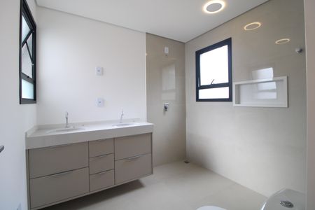 Casa de condomínio para alugar com 460m², 4 quartos e 4 vagasBanheiro/Suite 4