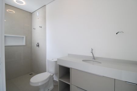 Casa de condomínio para alugar com 460m², 4 quartos e 4 vagasBanheiro/Suite 2