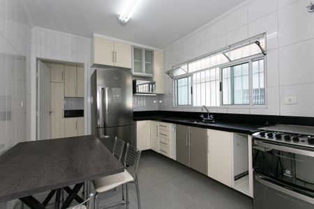 Casa à venda com 200m², 3 quartos e 1 vagaCozinha