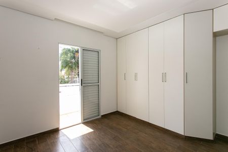 Casa à venda com 200m², 3 quartos e 1 vagaSuíte 1