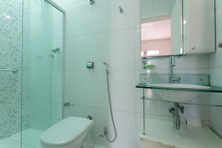 Casa à venda com 200m², 3 quartos e 1 vagaBanheiro da Suíte 2