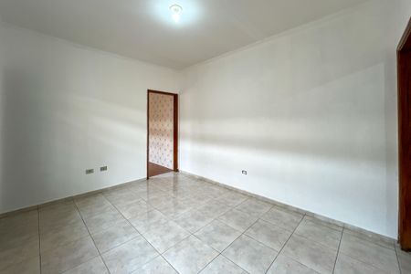 Casa para alugar com 145m², 2 quartos e 2 vagasSala