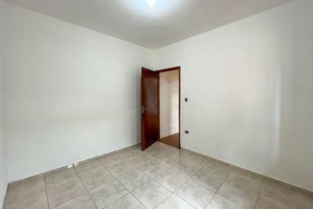 Quarto 2 de casa para alugar com 2 quartos, 145m² em Jaraguá, São Paulo