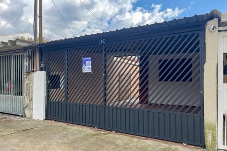 Casa para alugar com 145m², 2 quartos e 2 vagasFachada