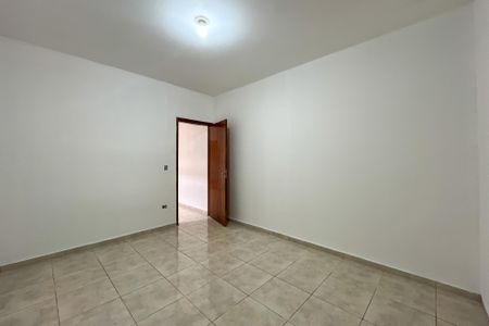 Casa para alugar com 145m², 2 quartos e 2 vagasQuarto 1