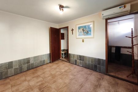 Casa à venda com 340m², 3 quartos e 15 vagasQuarto Suíte