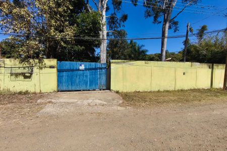 Casa à venda com 340m², 3 quartos e 15 vagasFachada