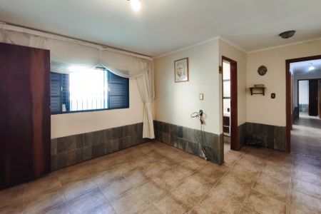 Casa à venda com 340m², 3 quartos e 15 vagasQuarto Suíte