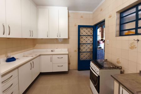 Casa à venda com 340m², 3 quartos e 15 vagasCozinha