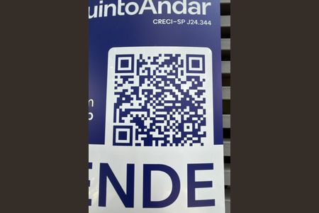 Casa à venda com 195m², 4 quartos e 2 vagas Casa à venda com 195m², 4 quartos e 2 vagasPlaca