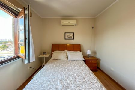 Casa à venda com 195m², 4 quartos e 2 vagas Casa à venda com 195m², 4 quartos e 2 vagasQuarto 2