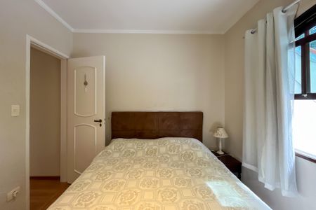 Casa à venda com 195m², 4 quartos e 2 vagas Casa à venda com 195m², 4 quartos e 2 vagasSuíte