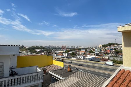 Casa à venda com 195m², 4 quartos e 2 vagas Casa à venda com 195m², 4 quartos e 2 vagasVista do Quarto 2