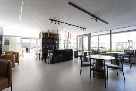 Studio à venda com 26m², 1 quarto e sem vagaÁrea comum - Salão de festas