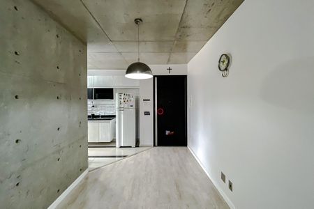 Apartamento à venda com 70m², 2 quartos e 1 vaga Apartamento à venda com 70m², 2 quartos e 1 vagaSala
