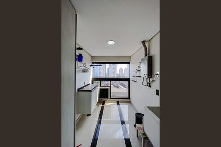 Apartamento à venda com 70m², 2 quartos e 1 vaga Apartamento à venda com 70m², 2 quartos e 1 vagaÁrea de Serviço